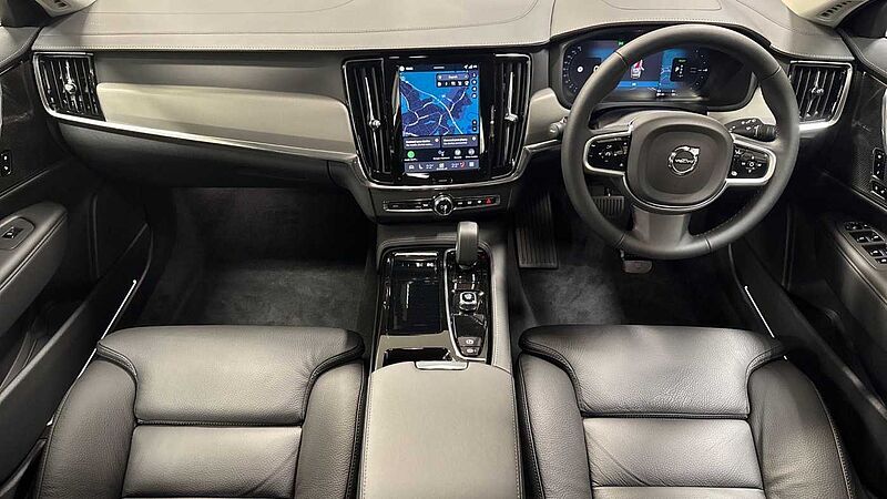 Volvo V90 Plus, T6 AWD Plug-in hybrid, Electric/Petrol, Dark