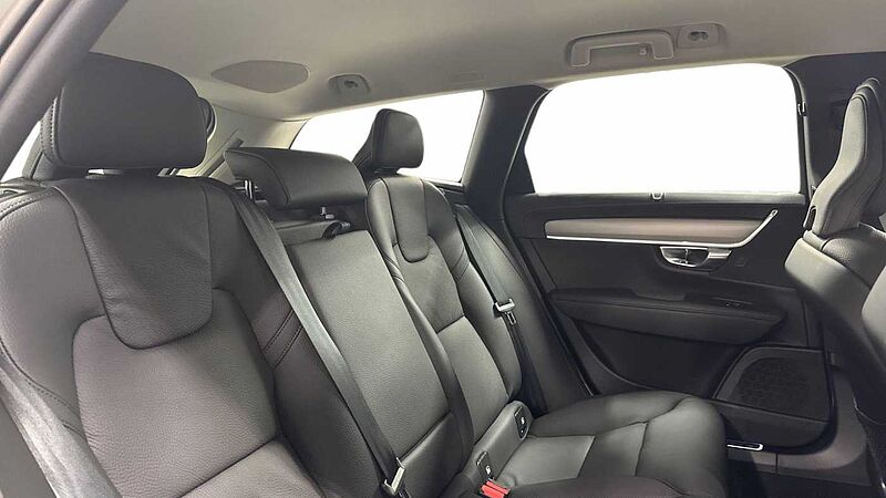 Volvo V90 Plus, T6 AWD Plug-in hybrid, Electric/Petrol, Dark