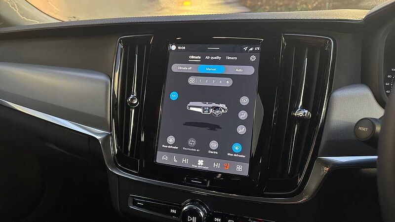 Volvo V90 Plus, T6 AWD Plug-in hybrid, Electric/Petrol, Dark