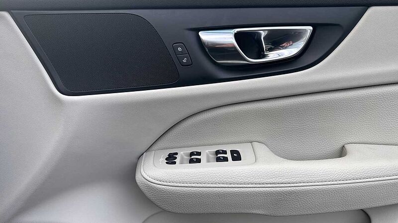 Volvo V60 Cross Country Country, B5 AWD mild hybrid