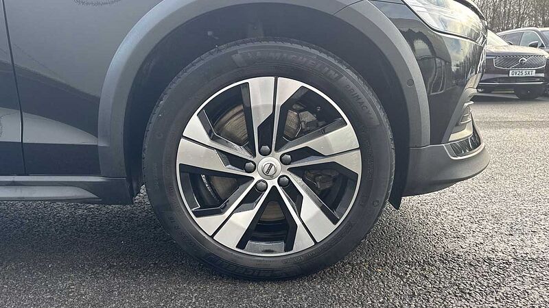 Volvo V60 Cross Country Country, B5 AWD mild hybrid