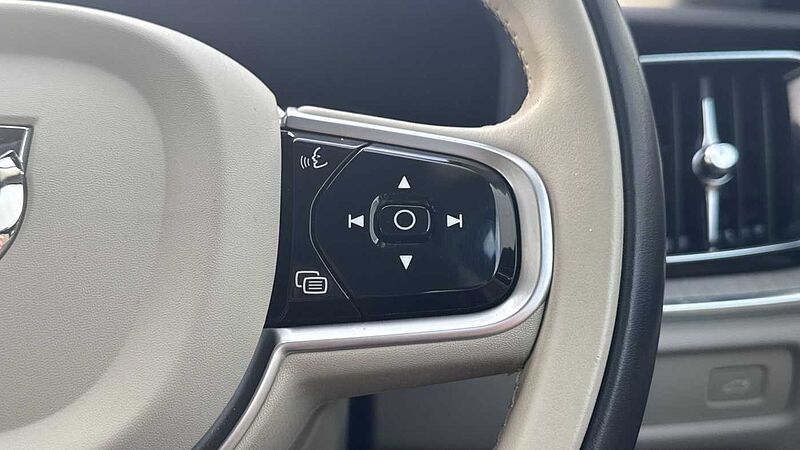 Volvo V60 Cross Country Country, B5 AWD mild hybrid