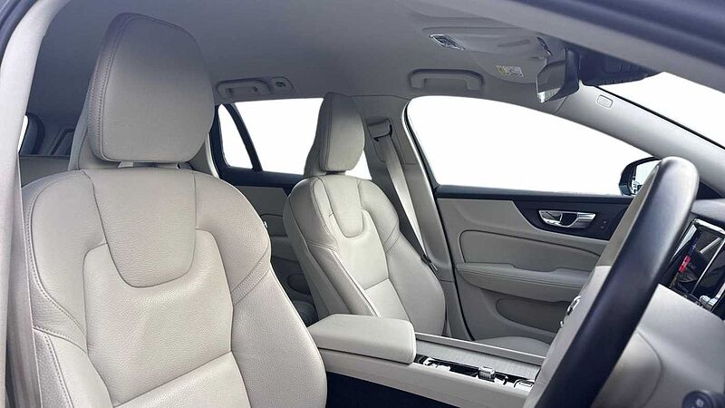 Volvo V60 Cross Country Country, B5 AWD mild hybrid