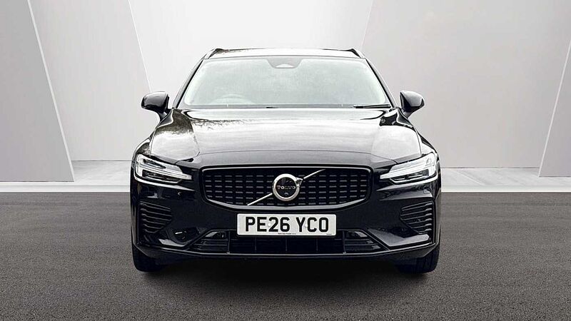 Volvo V60 Ultra, T8 AWD Plug-in hybrid, Electric/Petrol, Dark