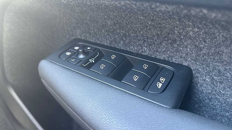 Volvo XC40 Black Edition Ultra, B3 Mild hybrid, Petrol