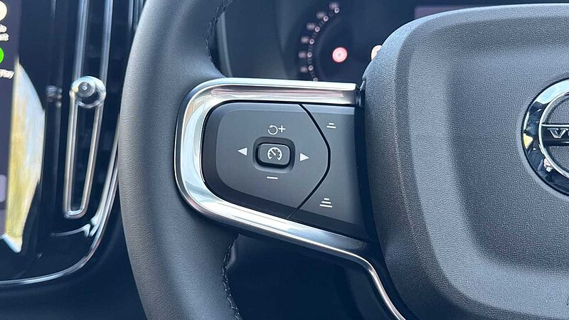Volvo XC40 Black Edition Ultra, B4 Mild hybrid, Petrol