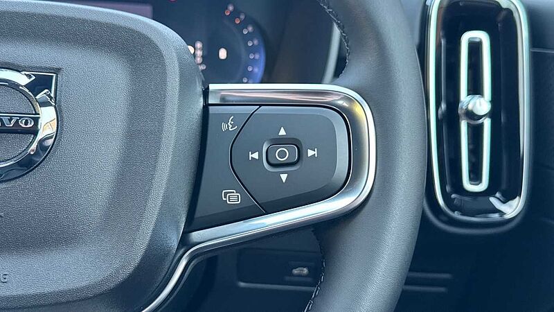 Volvo XC40 Black Edition Ultra, B4 Mild hybrid, Petrol