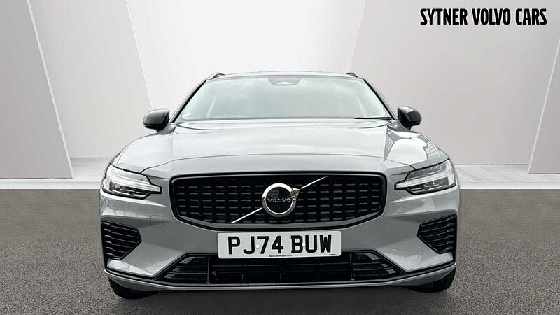 Volvo V60 Plus, T6 AWD Plug-in hybrid, Electric/Petrol, Dark