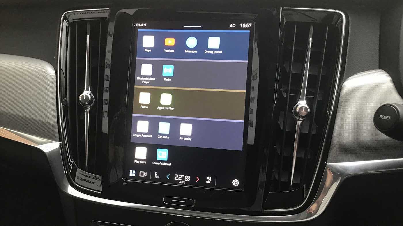 Volvo V90 Cross Country B6 300 AWD Ultimate MHEV (Air Suspension, Sunroof, Bowers & Wilkins)