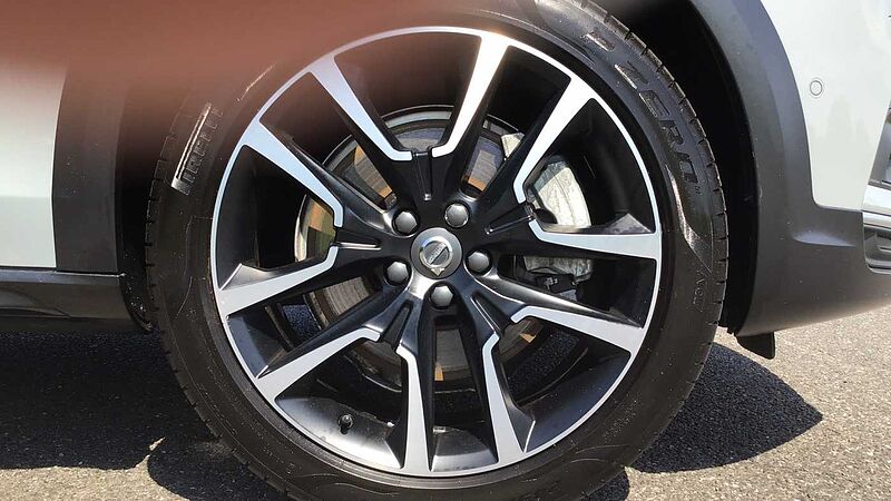 Volvo V90 Cross Country B6 300 AWD Ultimate MHEV (Air Suspension, Sunroof, Bowers & Wilkins)