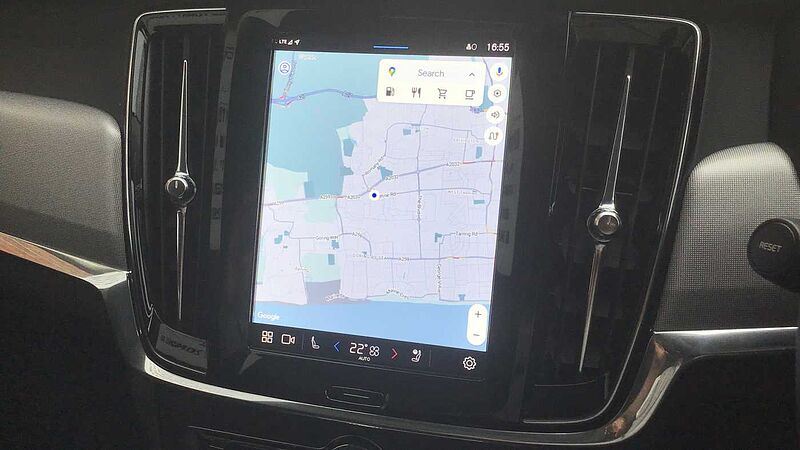 Volvo V90 Cross Country B6 300 AWD Ultimate MHEV (Air Suspension, Sunroof, Bowers & Wilkins)