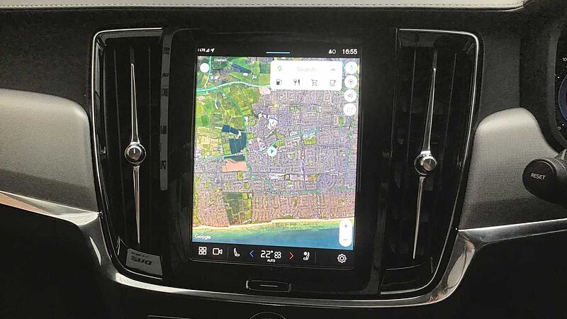 Volvo V90 Cross Country B6 300 AWD Ultimate MHEV (Air Suspension, Sunroof, Bowers & Wilkins)