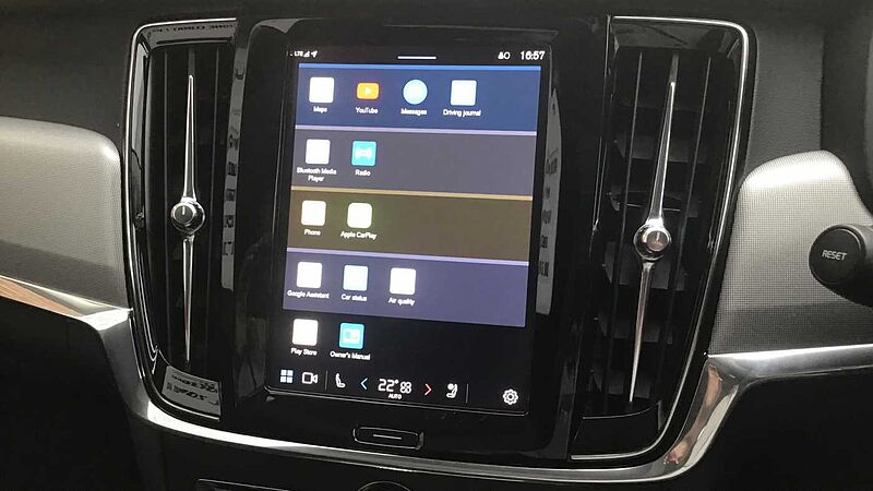 Volvo V90 Cross Country B6 300 AWD Ultimate MHEV (Air Suspension, Sunroof, Bowers & Wilkins)