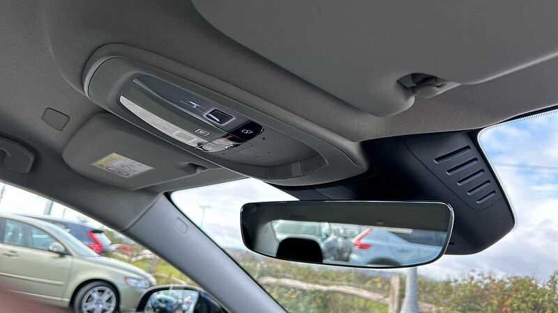 Volvo S60 T8 AWD Recharge Plus Dark PHEV (360 Camera, Polestar Optimised)