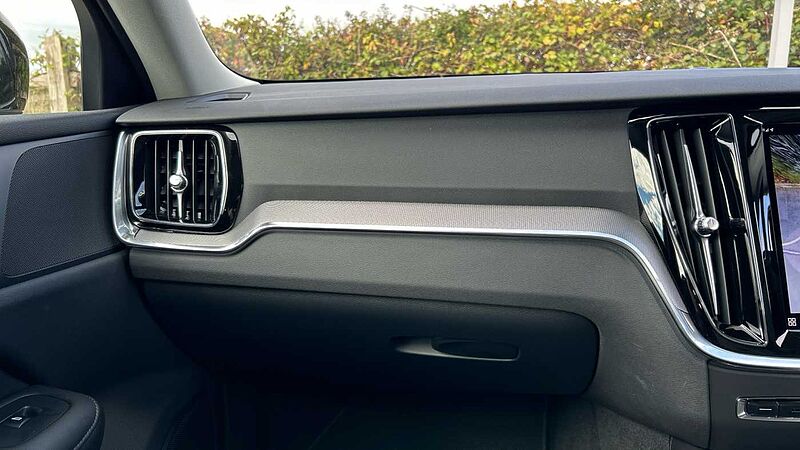 Volvo S60 T8 AWD Recharge Plus Dark PHEV (360 Camera, Polestar Optimised)