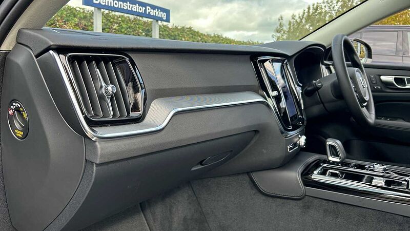 Volvo S60 T8 AWD Recharge Plus Dark PHEV (360 Camera, Polestar Optimised)