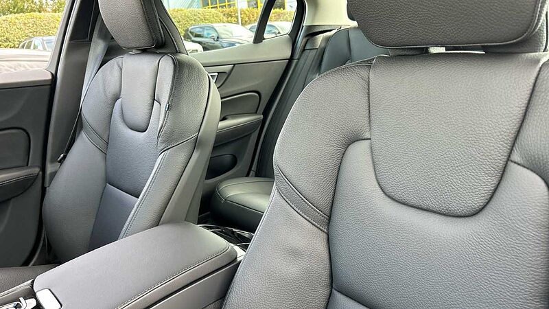 Volvo S60 T8 AWD Recharge Plus Dark PHEV (360 Camera, Polestar Optimised)