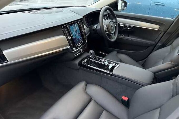 Volvo V90 2.0h T6 18.8kWh Plus Estate 5dr Petrol Plug-in Hybrid Auto AWD Euro 6 (s/s) (350