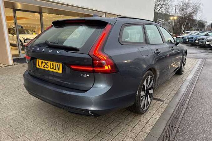Volvo V90 2.0h T6 18.8kWh Plus Estate 5dr Petrol Plug-in Hybrid Auto AWD Euro 6 (s/s) (350