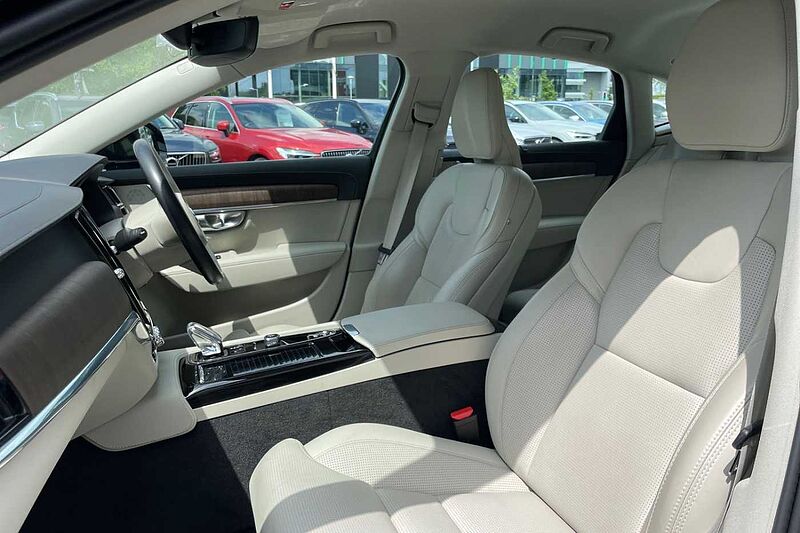 Volvo S90 2.0h T8 Recharge 11.6kWh Inscription Saloon 4dr Petrol Plug-in Hybrid Auto AWD E