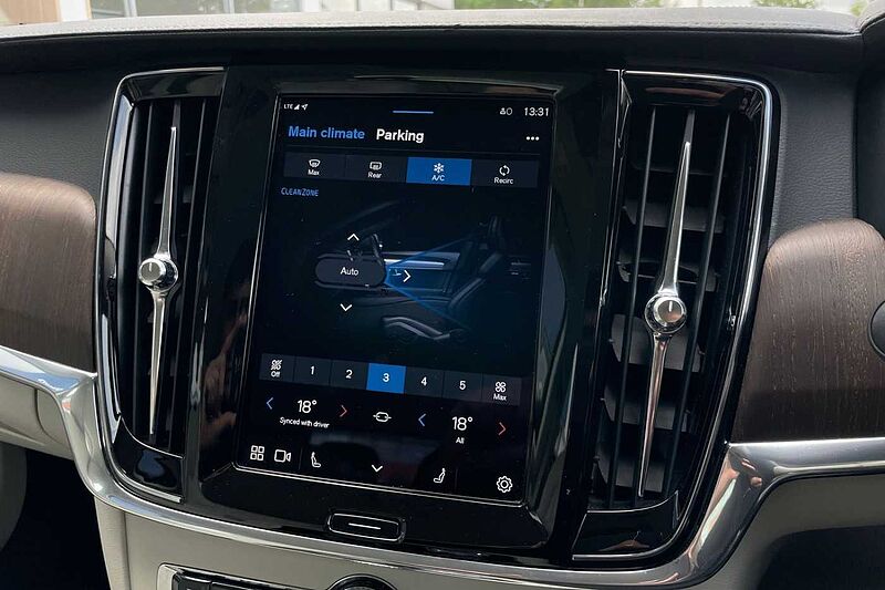 Volvo S90 2.0h T8 Recharge 11.6kWh Inscription Saloon 4dr Petrol Plug-in Hybrid Auto AWD E