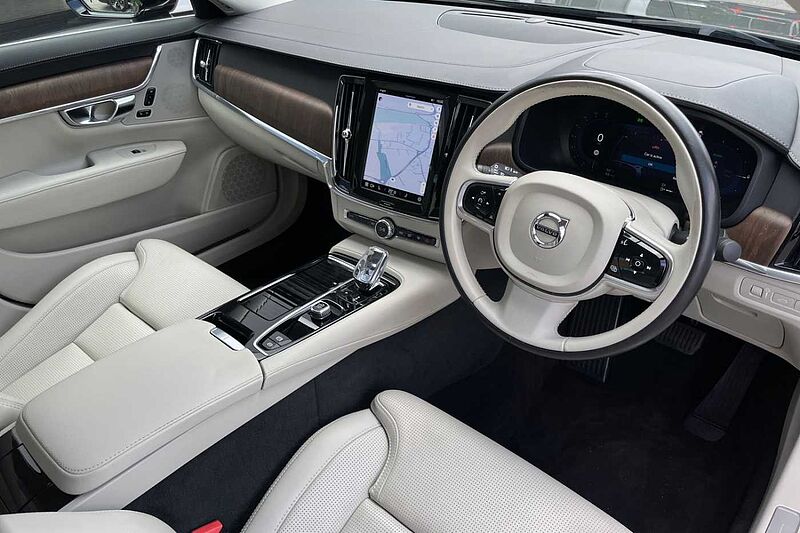 Volvo S90 2.0h T8 Recharge 11.6kWh Inscription Saloon 4dr Petrol Plug-in Hybrid Auto AWD E