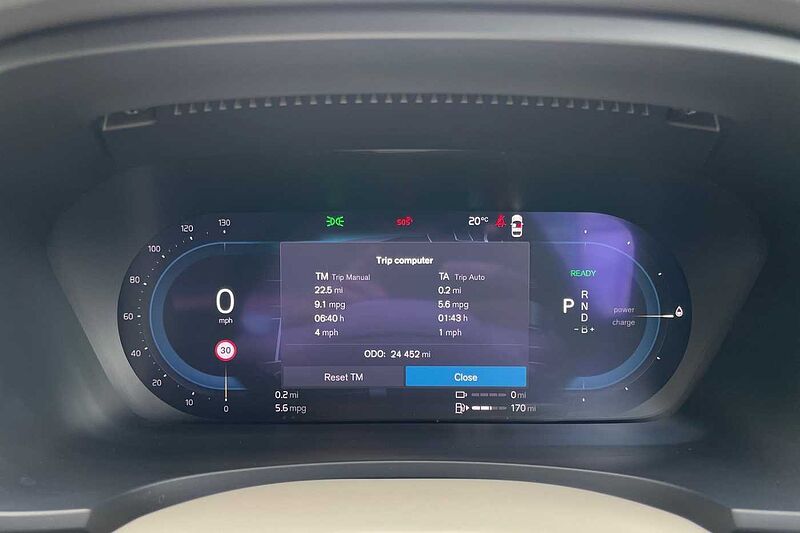 Volvo S90 2.0h T8 Recharge 11.6kWh Inscription Saloon 4dr Petrol Plug-in Hybrid Auto AWD E