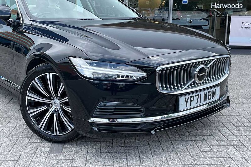 Volvo S90 2.0h T8 Recharge 11.6kWh Inscription Saloon 4dr Petrol Plug-in Hybrid Auto AWD E
