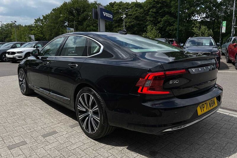 Volvo S90 2.0h T8 Recharge 11.6kWh Inscription Saloon 4dr Petrol Plug-in Hybrid Auto AWD E