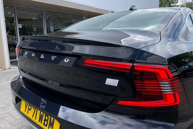 Volvo S90 2.0h T8 Recharge 11.6kWh Inscription Saloon 4dr Petrol Plug-in Hybrid Auto AWD E