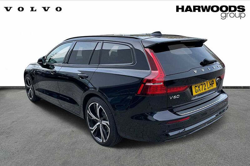 Volvo V60 Recharge Ultimate, T6 AWD plug-in hybrid, Electric/Petrol, Dark