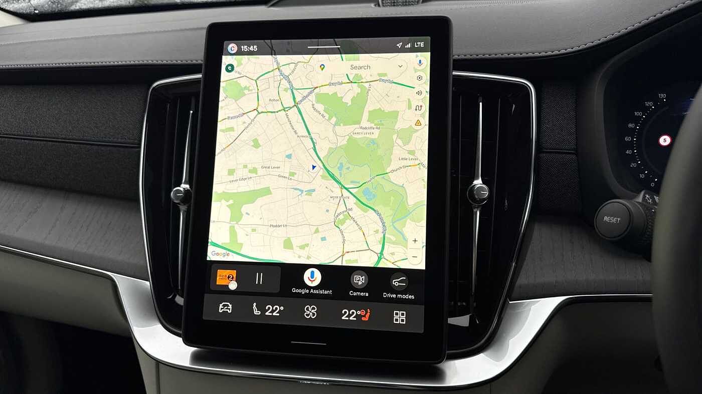 Volvo XC90 Ultra, T8 AWD Plug-in hybrid, Electric/Petrol, Dark, 7 Seats