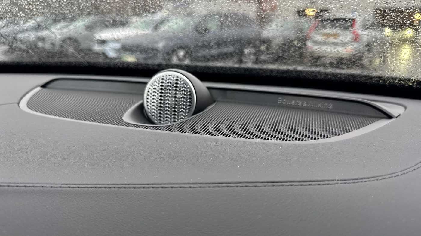 Volvo XC90 Ultra, T8 AWD Plug-in hybrid, Electric/Petrol, Dark, 7 Seats