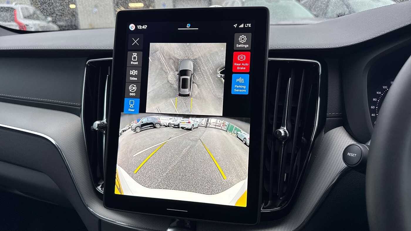 Volvo XC60 Black Edition Ultra, T8 AWD Plug-in hybrid, Electric/Petrol