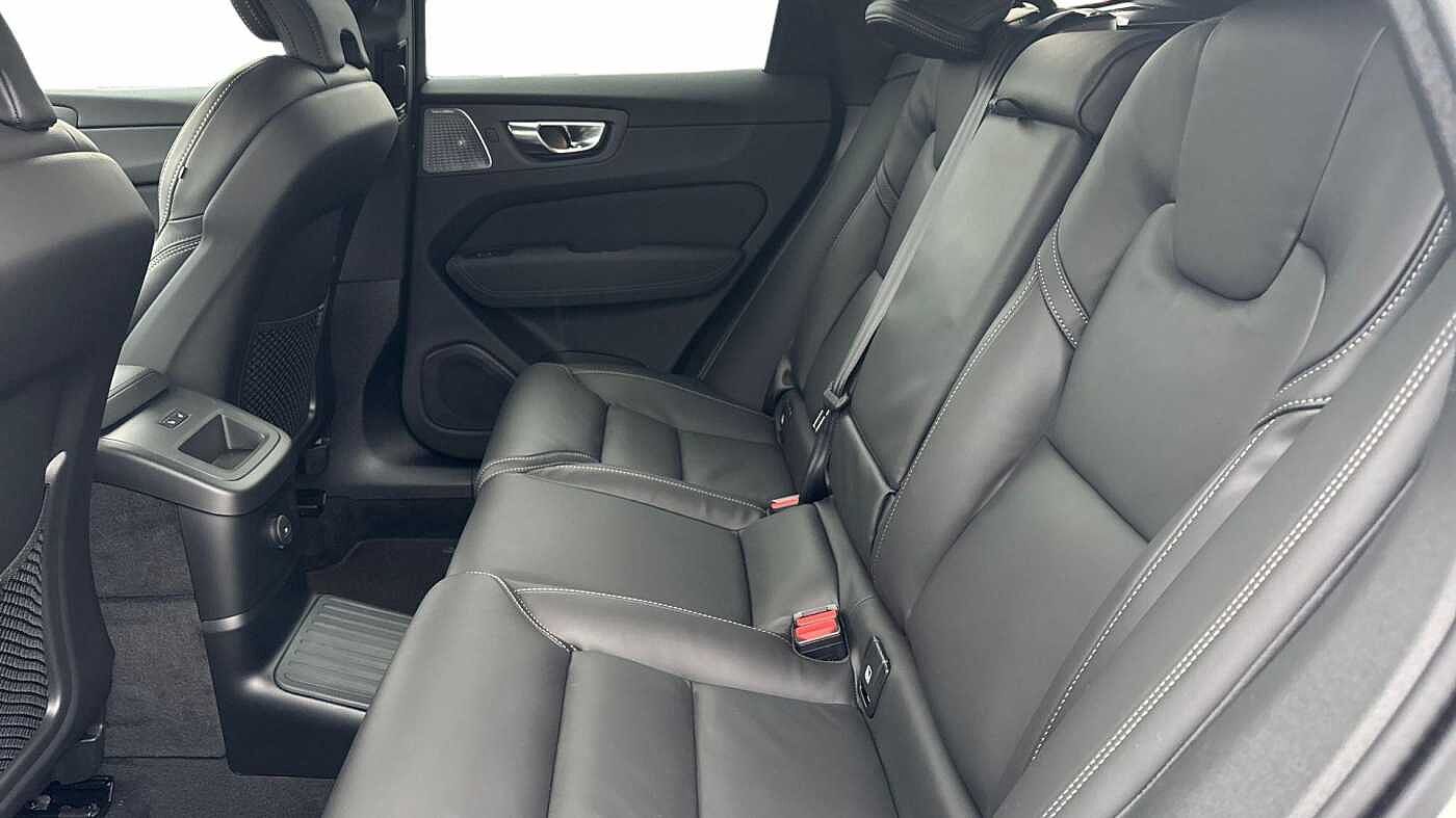 Volvo XC60 Black Edition Ultra, T8 AWD Plug-in hybrid, Electric/Petrol