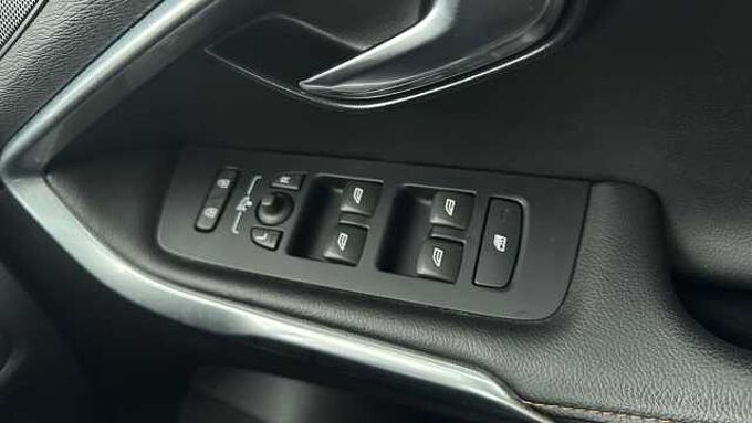 Volvo V40 Cross Country T3 Pro Automatic