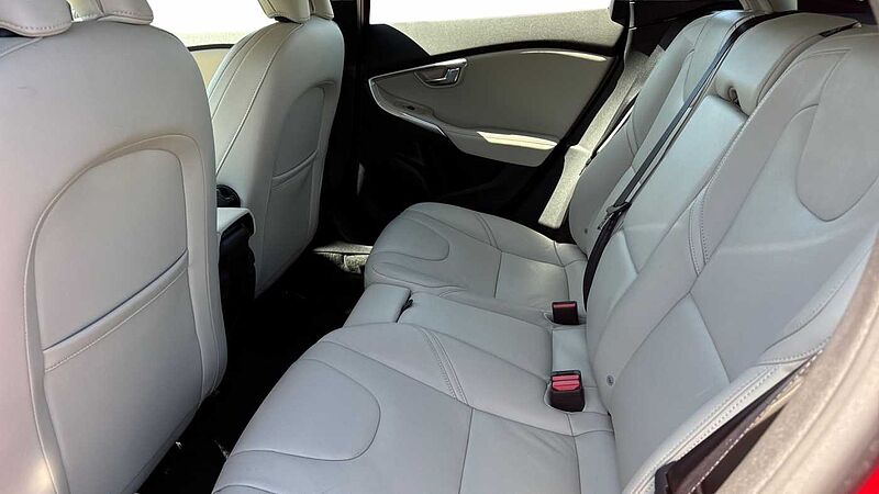 Volvo V40 T3 Inscription Automatic
