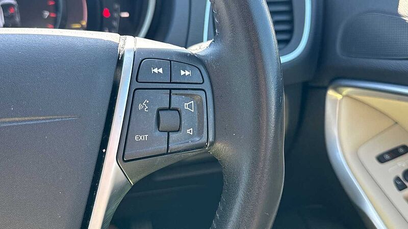 Volvo V40 T3 Inscription Automatic