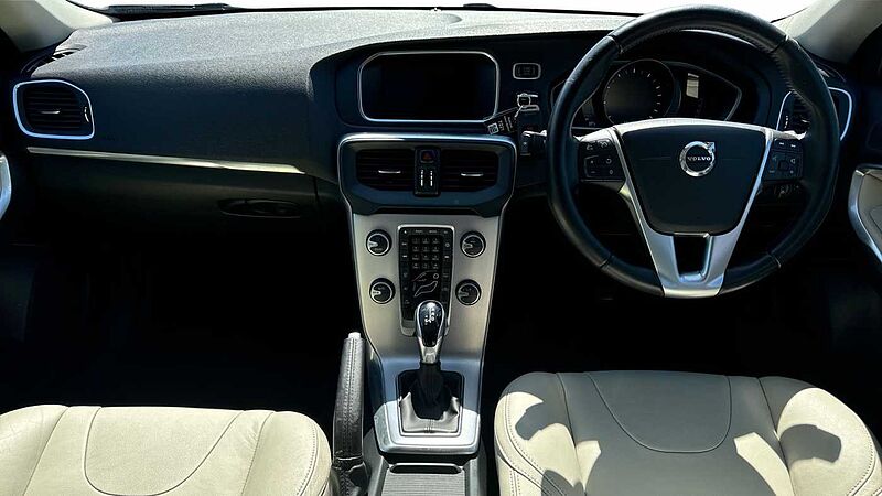 Volvo V40 T3 Inscription Automatic
