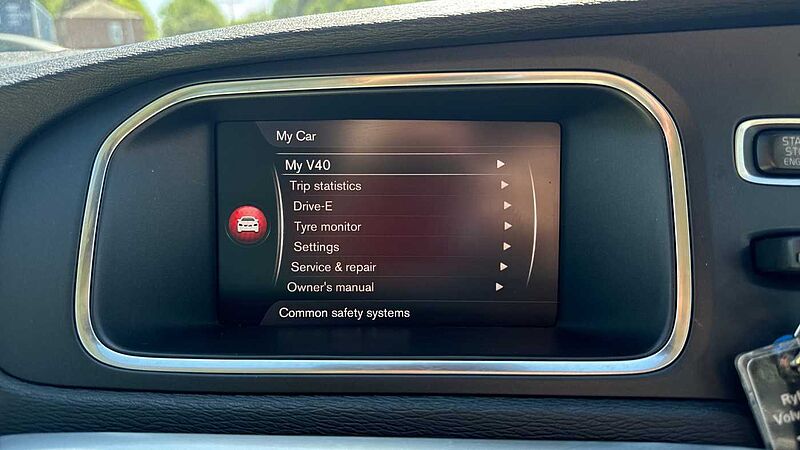 Volvo V40 T3 Inscription Automatic