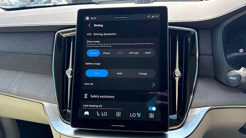 Volvo XC90 Ultra, T8 AWD Plug-in hybrid, Electric/Petrol, Dark, 7 Seats