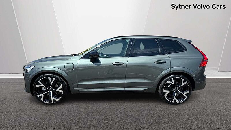 Volvo XC60 Ultra, T8 AWD Plug-in hybrid, Electric/Petrol, Dark