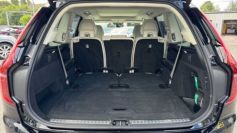 Volvo XC90 Ultra, T8 AWD Plug-in hybrid, Electric/Petrol, Dark, 7 Seats
