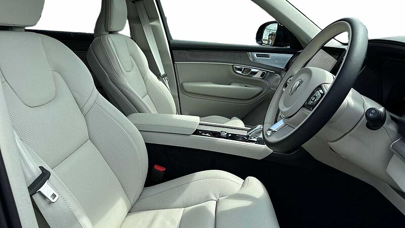 Volvo XC90 Ultra, T8 AWD Plug-in hybrid, Electric/Petrol, Dark, 7 Seats