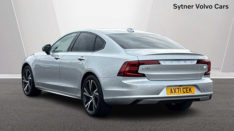 Volvo S90 Recharge R-Design, T8 AWD plug-in hybrid