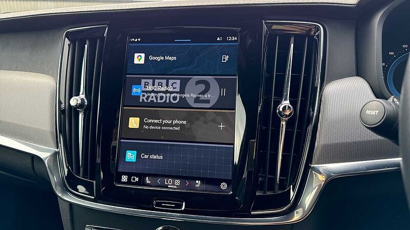 Volvo S90 Recharge R-Design, T8 AWD plug-in hybrid