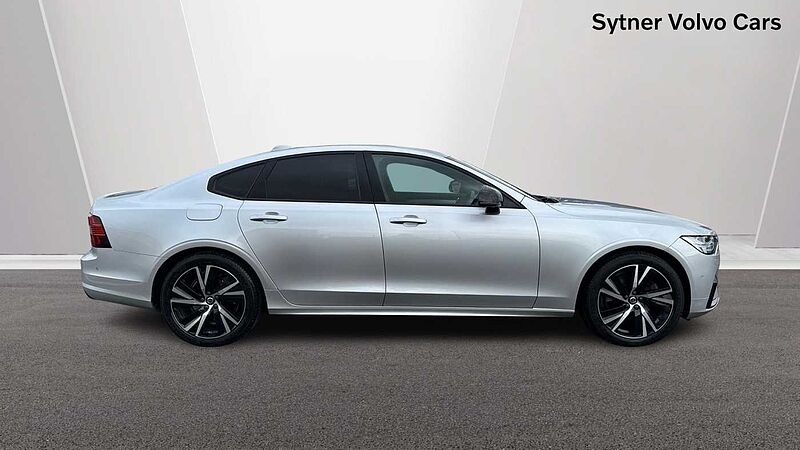 Volvo S90 Recharge R-Design, T8 AWD plug-in hybrid