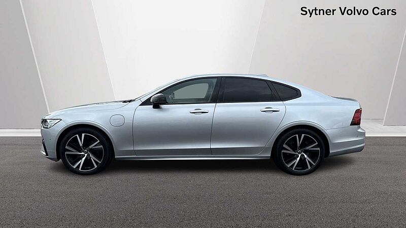 Volvo S90 Recharge R-Design, T8 AWD plug-in hybrid