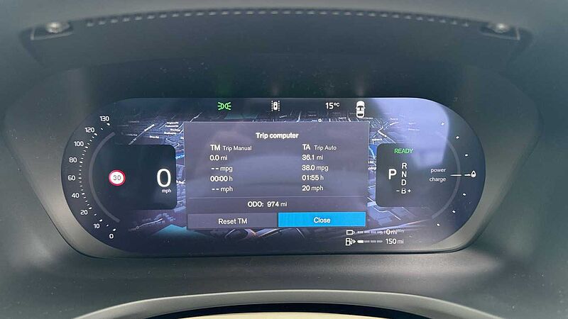 Volvo V60 Ultra, T8 AWD Plug-in hybrid, Electric/Petrol, Dark