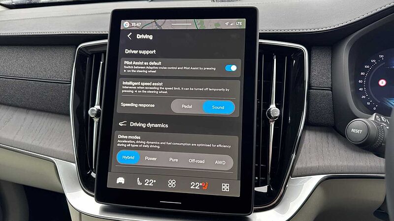 Volvo XC90 Ultra, T8 AWD Plug-in hybrid, Electric/Petrol, Dark, 7 Seats